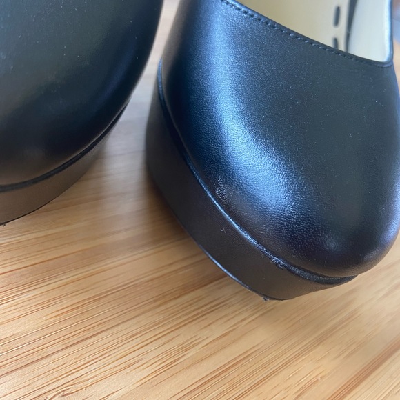 Black Leather Enzo Angiolini Platform Heels-8M - Picture 11 of 13